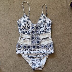 5 for $25 SHEIN White and Navy Floral One-Piece Swimsuit with Crochet Insets